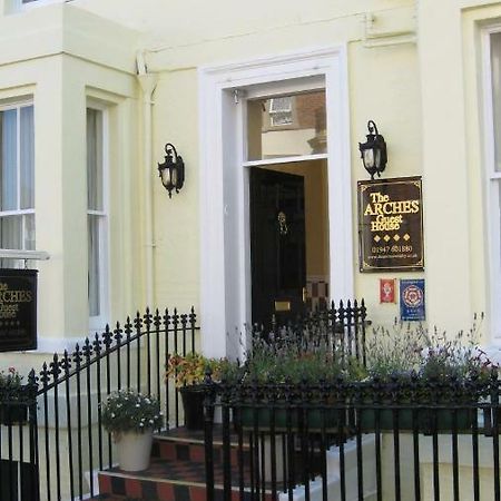 The Arches Guest House Уитби Екстериор снимка