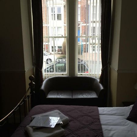 The Arches Guest House Уитби Екстериор снимка